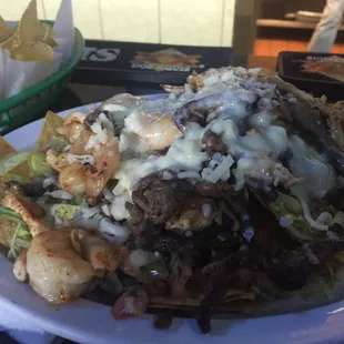 National margarita day at el rodeo, nachos al carbon, steak, shrimp, chicken, or in Spanish Asada, camarones , pollo.. Lol