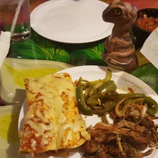 Bob the Raptor Says "If you come at lunch time these mammals have a buffet."