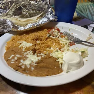 Rice , refried beans , cheese , pico