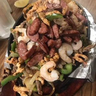 Parrillada mix with sausage