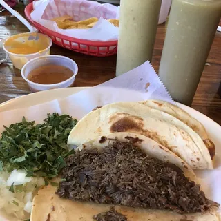 Barbacoa taco