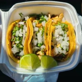 2 x Pollo + 1 x Bistec Street tacos