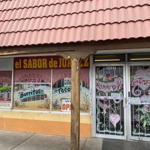 the front of a restaurant