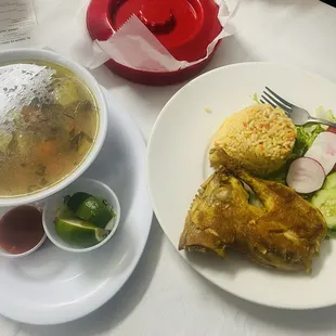 Caldo de Pollo!