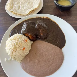 Chicken mole :[