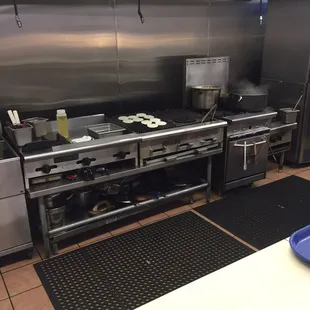 Very clean kitchen area