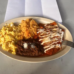 Chilaquiles rojos