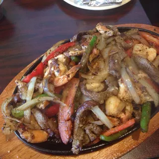 Steak and Shrimp Fajita