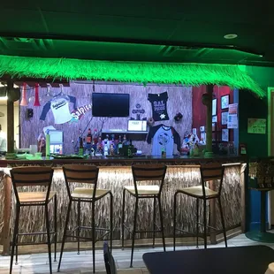 Tiki bar!