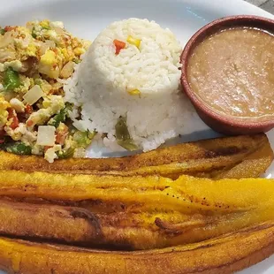 Huevos con Platanos