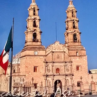 A photo of the Aguascalientes cathedral.