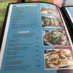 I order the pupusas de ayote plate with rice and beans