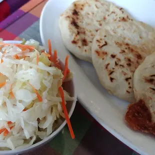 Pupusas Revueltas