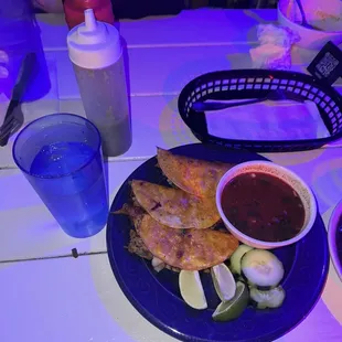 BIRRIA TACOS x 3 very yummy!