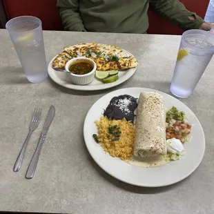 Burrito Supreme &amp; de Birria Quesadilla