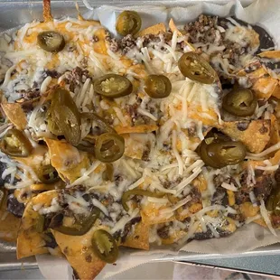 Big Nachos (w/o sour cream + pico)