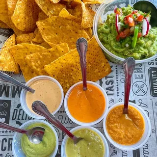 Chips & Salsa