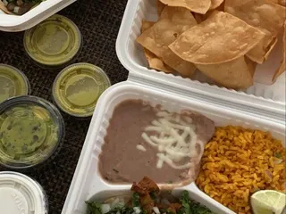 Pineda Tacos Plus