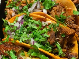 La Penca Azul Taco Truck