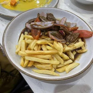 Lomo Saltado