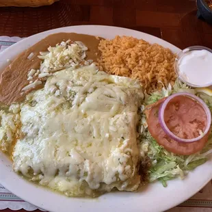 Shredded meat Enchiladas Suizas De Pollo