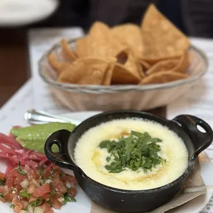 Queso Fundido!