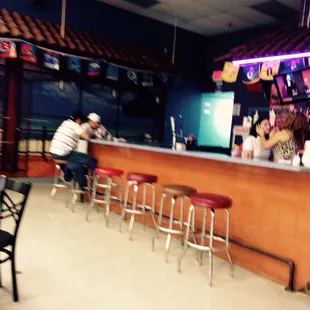Bar shot