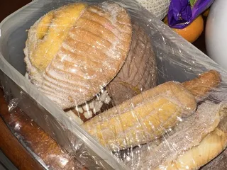 Mil Hojas Bakery