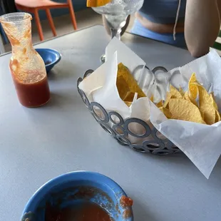 Free chips and salsa