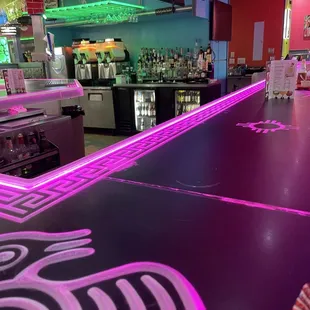Cool bar