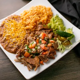 Carnitas plate