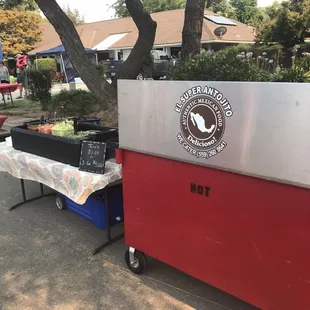 El super antojito ready to serve you