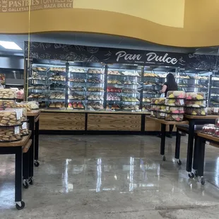 Ceviche, dulce, all my produce/groceries done here at El Super, employees are nice and clean! A+++