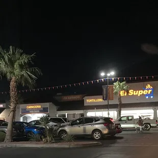 El Super at night