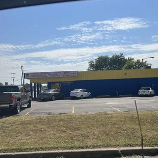 a view of a parking lot