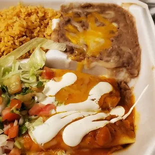 Two tamale dinner w/rice and beans