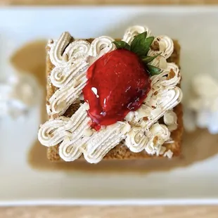 Graciously serving Tres Leches!!
Choose between coffee, vanilla, and chocolate!!!