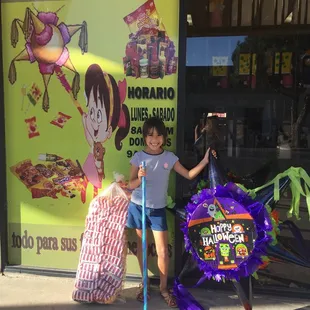 One happy little customer!