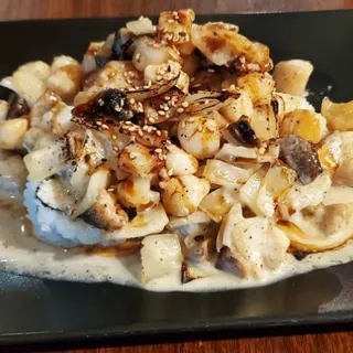 Scallop Dynamite Roll