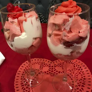 valentines dessert with sour cream