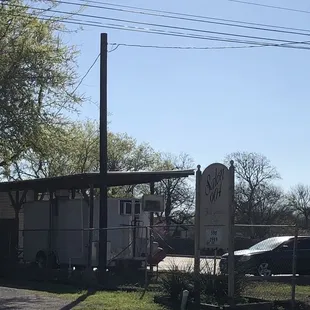 a view of the outside of a restaurant