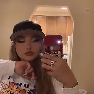 Ariana G.