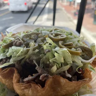 Carne asada taco salad with added jalapeño