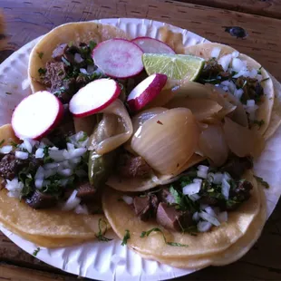 Tripa and lengua tacos