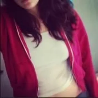 Eliana E.