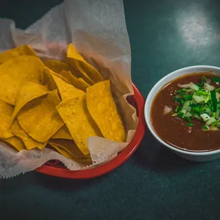 Chips & Salsa