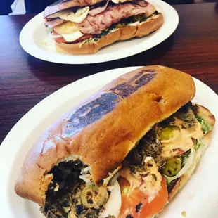 Torta Hawaiiana (back) Torta Assad (front)