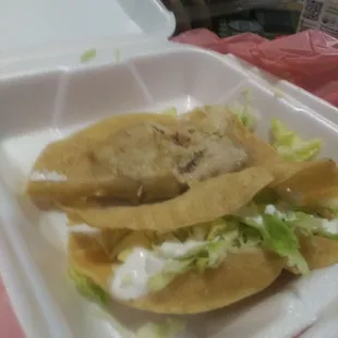 This taco was suppose to have no avocado but not only did they leave the avocado they didn't put cheese