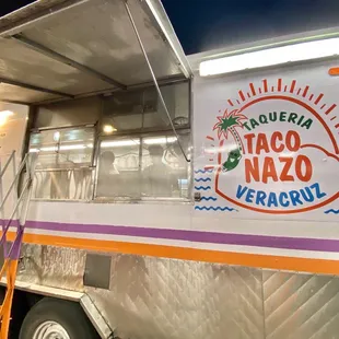 a taco nazo truck