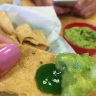 El yucateco and guac.